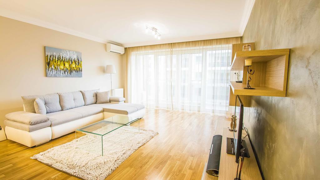 Incity Premium Garden Stay-central &private Terrace דירה *