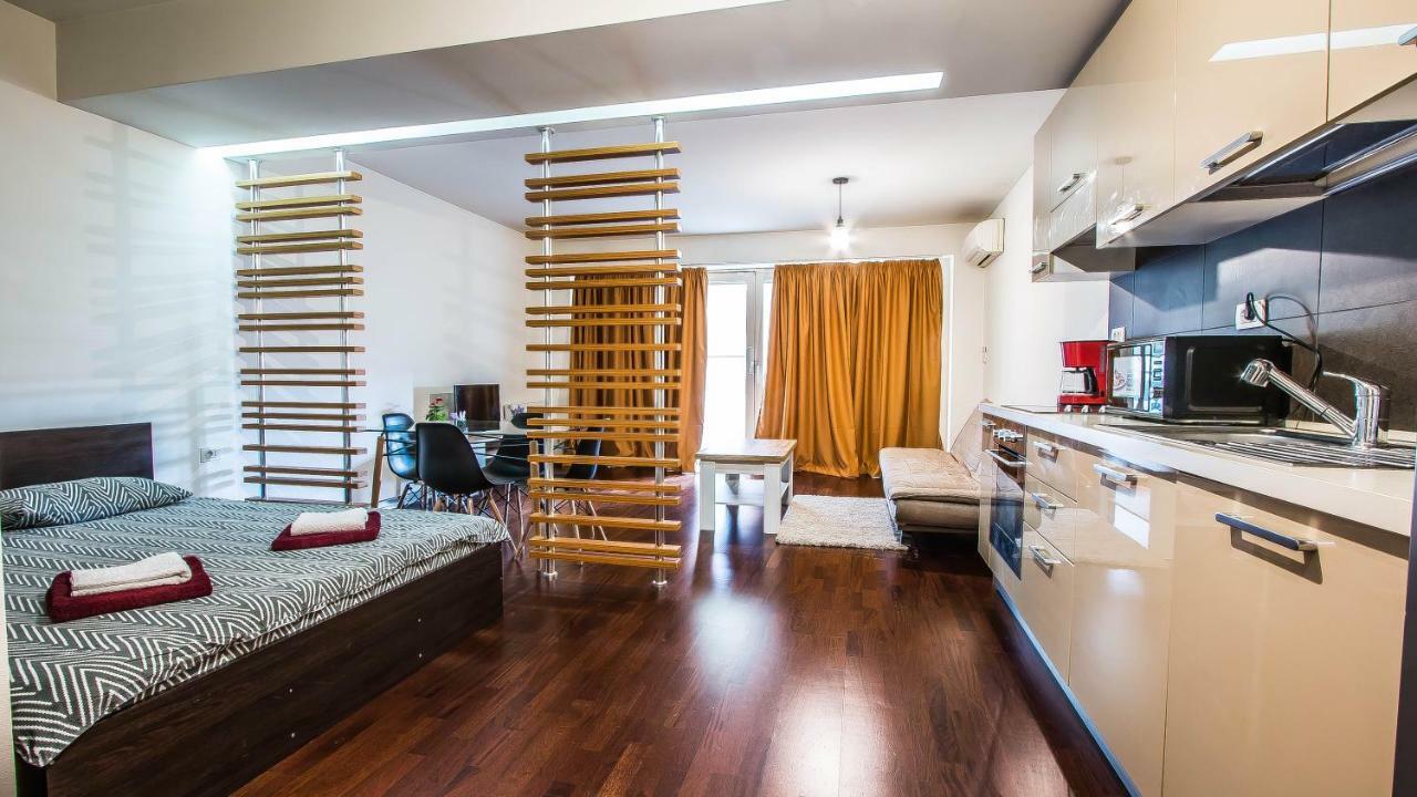 Incity Premium Garden Stay-central &private Terrace * בוקרשט